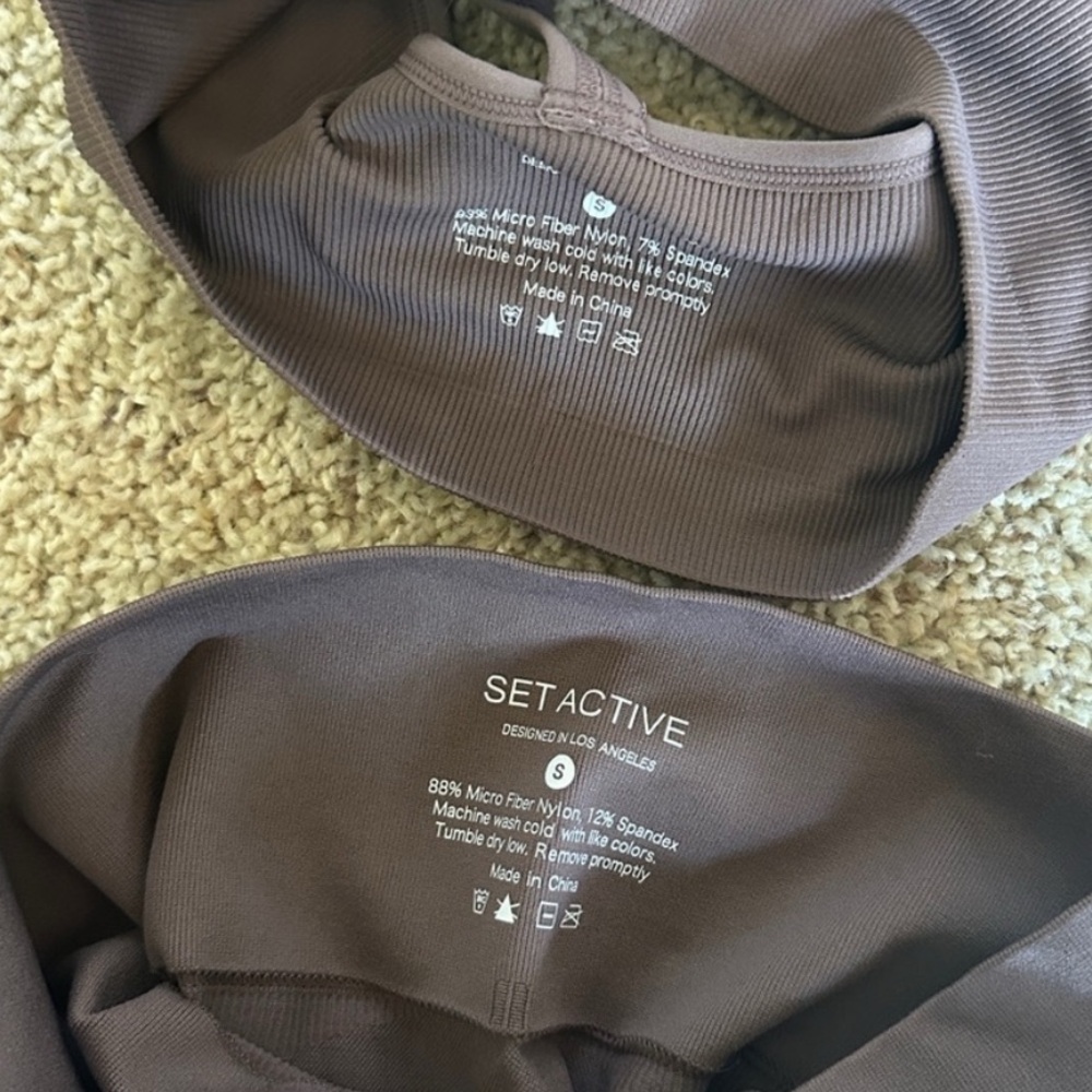 Set Active 2 Piece Set - Picture 2 of 5
